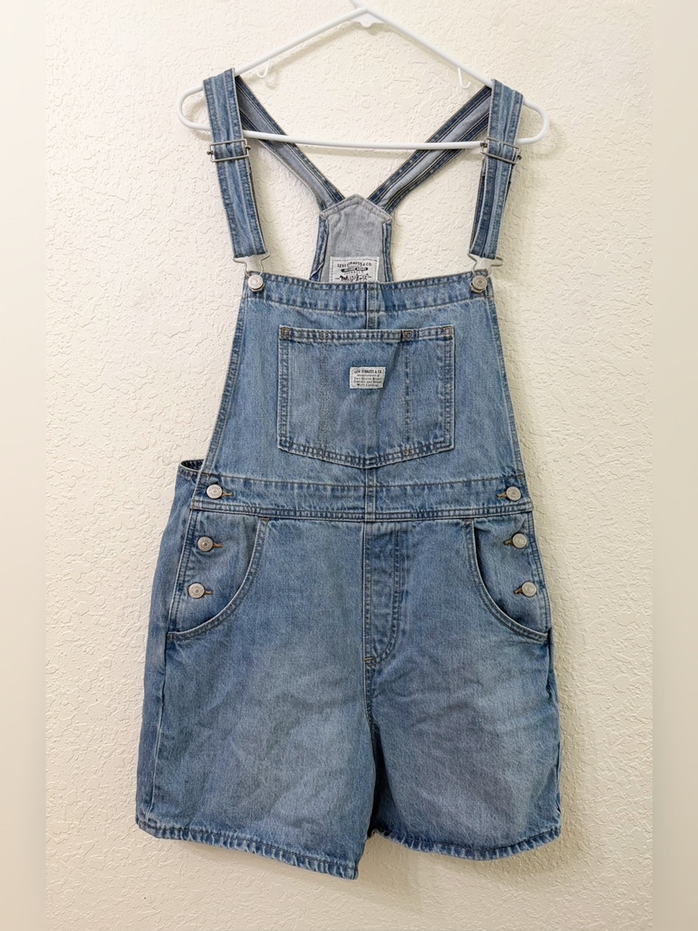 Levi’s Short Overalls Size Medium